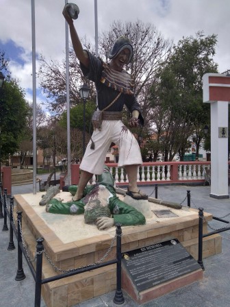 1016 : les Yampara ulcérés défont les soldats royaux à Jumbate et dévorent leur cœur battant. 1016 : les Yampara ulcérés défont les soldats royaux à Jumbate et dévorent leur cœur battant.