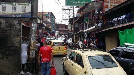Transports à Santo–Domingo Pavio, Medellín, novembre 2016