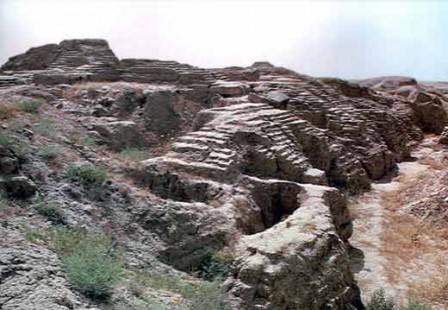 Ruines d’une des ziggurat d’Assur [Qalʿat Sharqat, Irak]